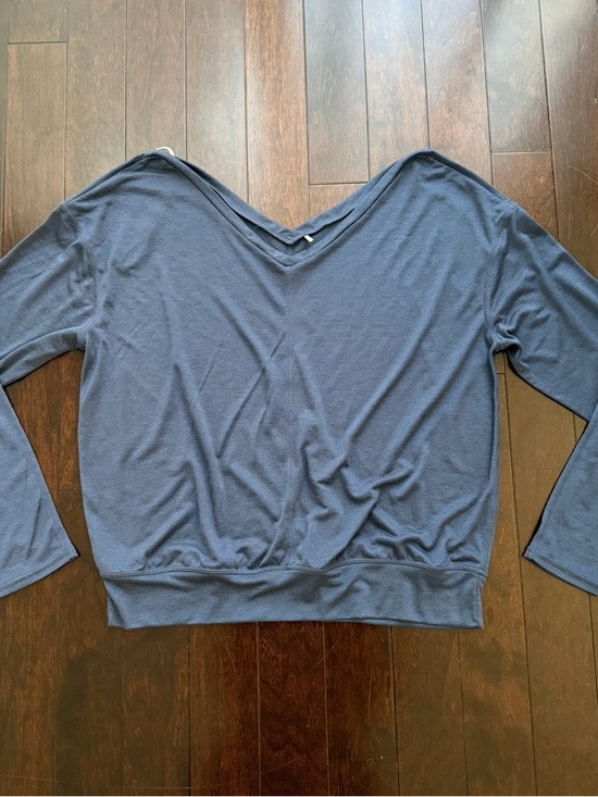 Prana Tops - prAna Women's V-Neck Shirt Size L Navy Breathable Long Sleeve Active Outdoor